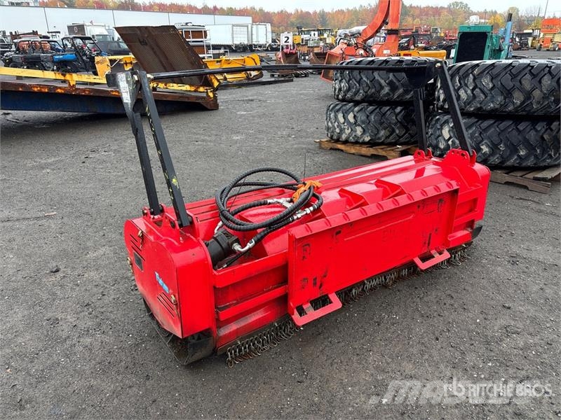 Future FT-72 72 in Skid Steer Mulcher Forstmulcher