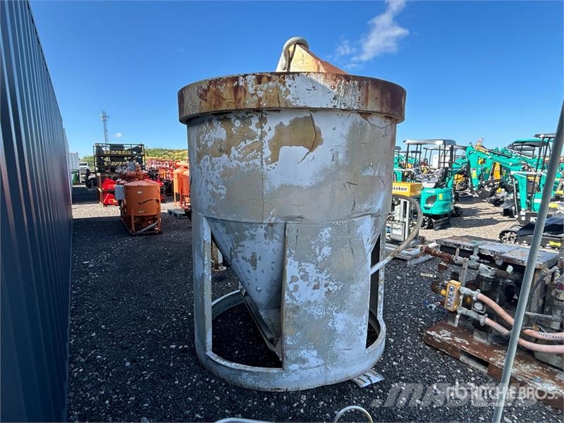 Gar-Bro Concrete Bucket コンクリートアクセサリー・アタッチメント