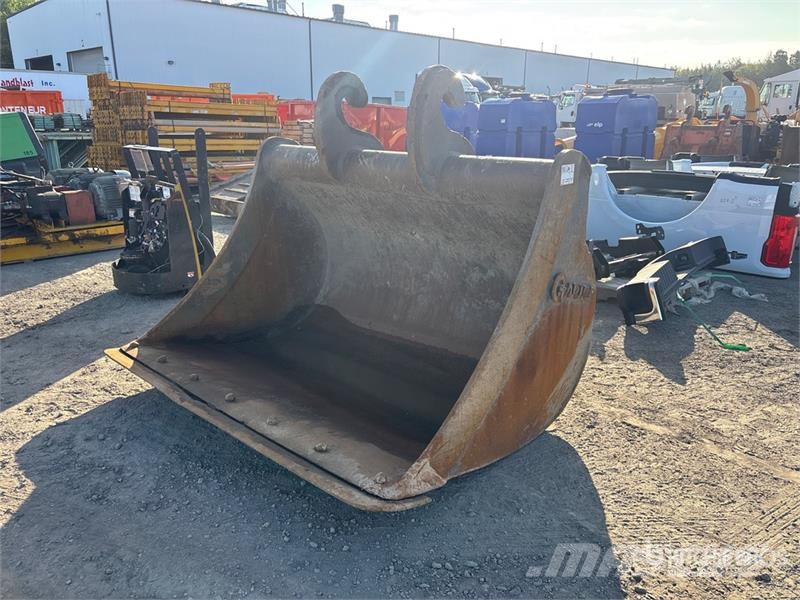 Garier 72 in Q/C Cleanup Excavator Bucket - Fits Sany 365 دلاء