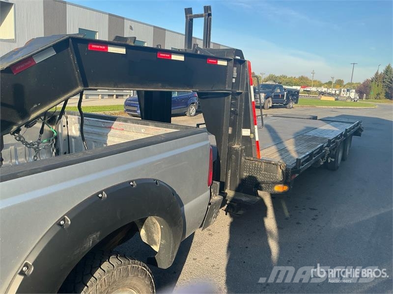 Gator Gooseneck Flatbed Trailer Platós / Ponyvás pótkocsik