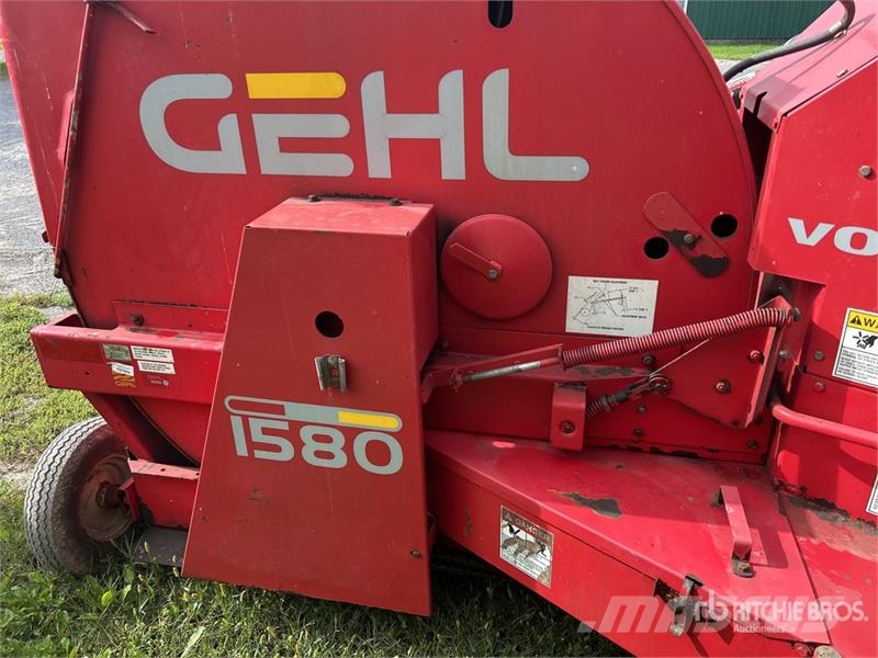 Gehl 1580 54in fan Silage Blower Pašizkrāvēji