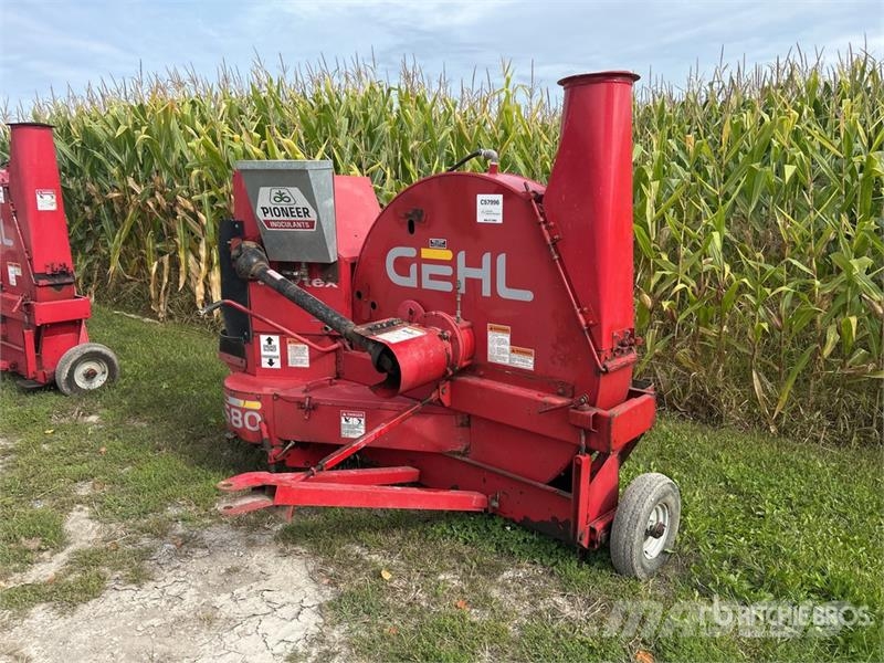 Gehl 1580 54in fan Silage Blower Pašizkrāvēji