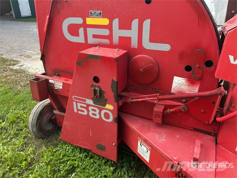 Gehl 1580 54in fan Silage Blower Pašizkrāvēji