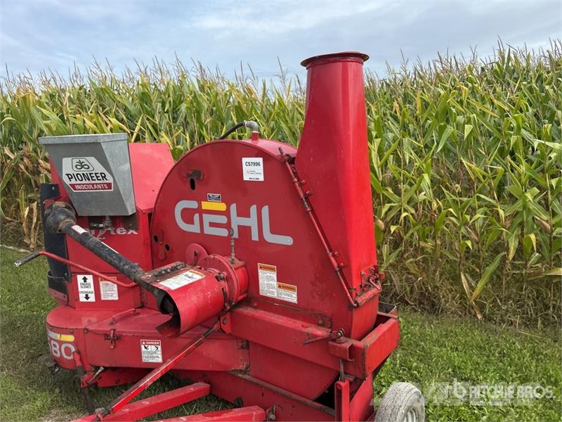 Gehl 1580 54in fan Silage Blower Pašizkrāvēji