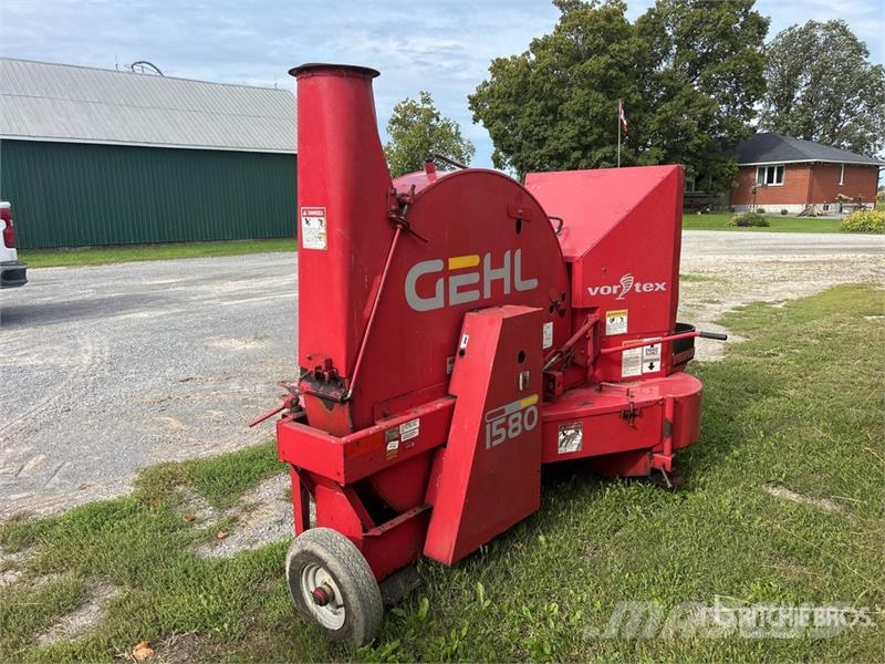 Gehl 1580 54in fan Silage Blower Pašizkrāvēji