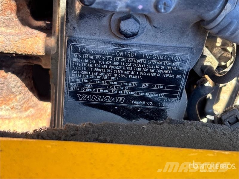 Gehl AL540 Sidewalk Plow Otros componentes