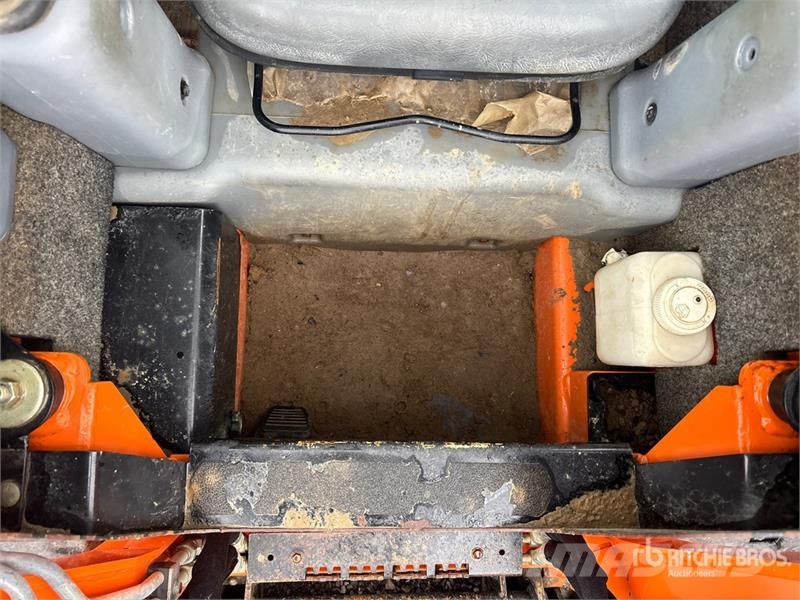 Gehl RT135 Compact Track Loader Lietoti riteņu kompaktiekrāvēji