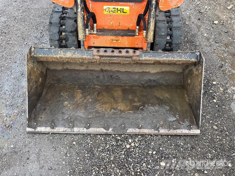 Gehl RT135 Compact Track Loader Lietoti riteņu kompaktiekrāvēji