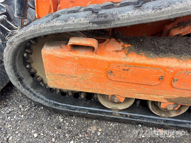 Gehl RT135 Compact Track Loader Lietoti riteņu kompaktiekrāvēji
