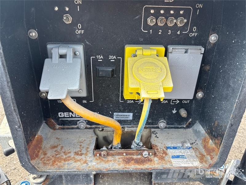 Generac Magnum PLT240 Light Tower Valopylväät