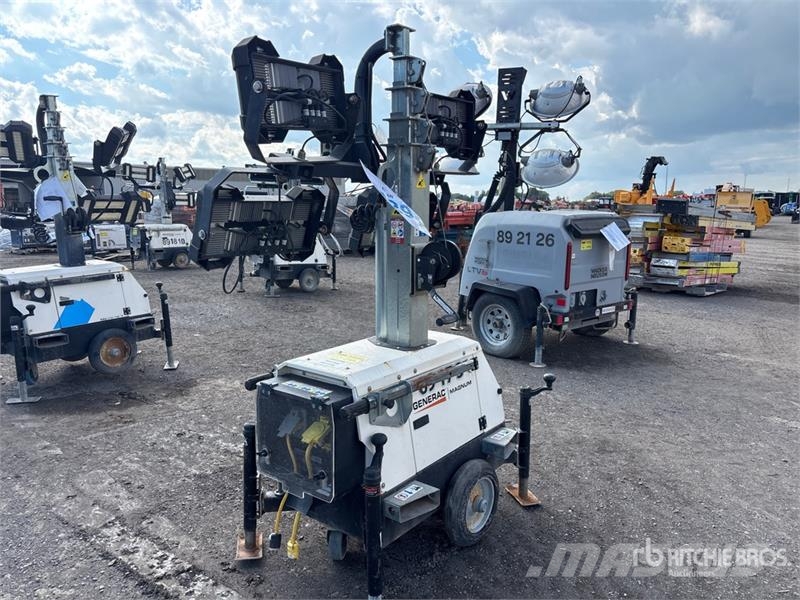 Generac Magnum PLT240 Light Tower Valopylväät
