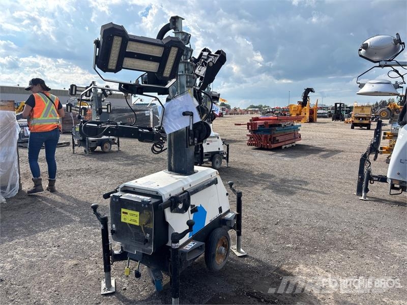 Generac Magnum PLT240 Light Tower Valopylväät
