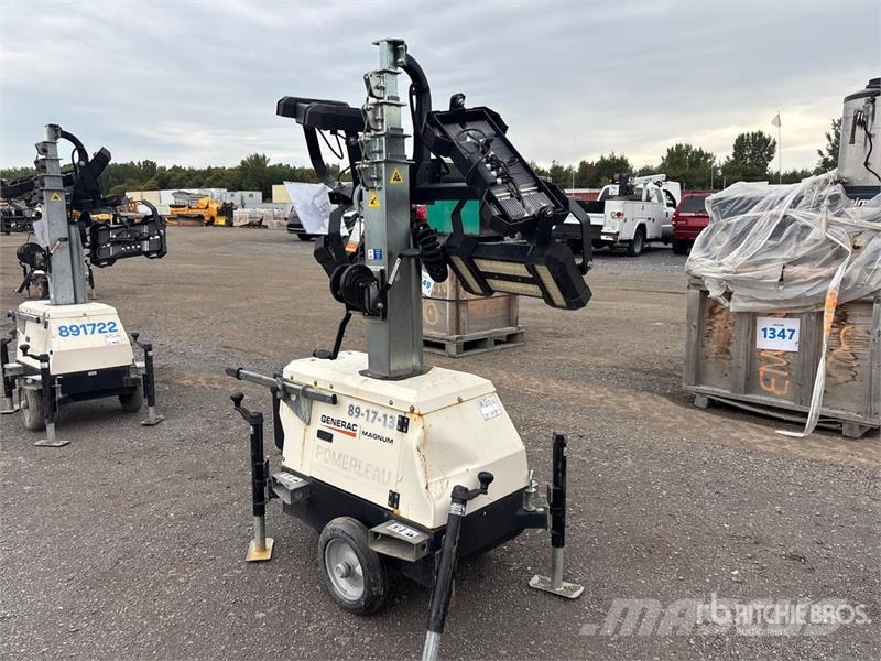 Generac Magnum PLT240 Light Tower Valopylväät