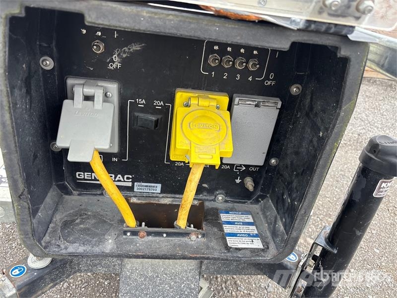 Generac Magnum PLT240 Light Tower Valopylväät