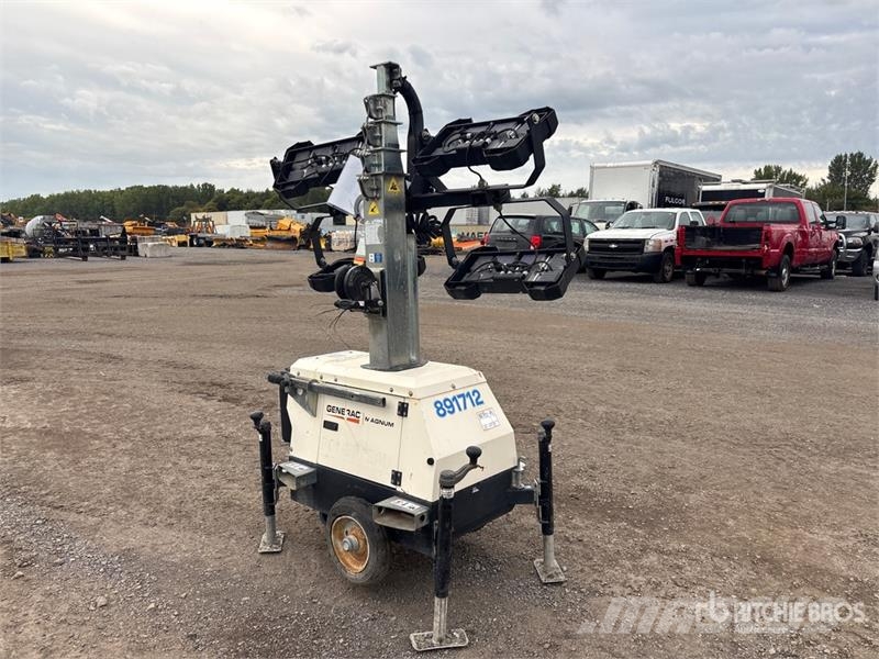 Generac Magnum PLT240 Light Tower Valopylväät