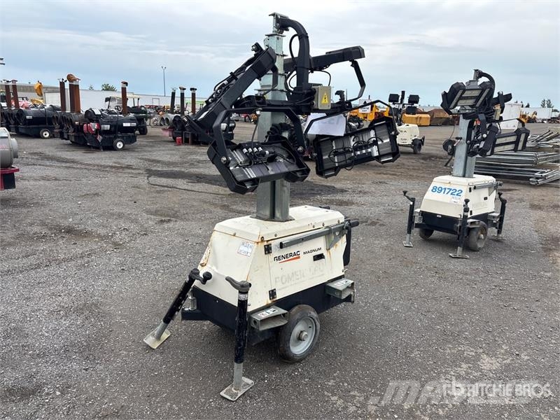 Generac Magnum PLT240 Light Tower Valopylväät
