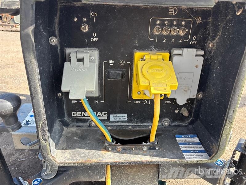 Generac Magnum PLT240 Light Tower Valopylväät