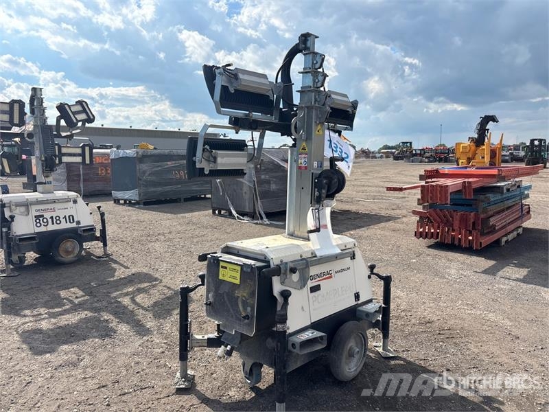 Generac Magnum PLT240 Light Tower Valopylväät