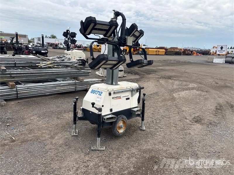 Generac Magnum PLT240 Light Tower Valopylväät