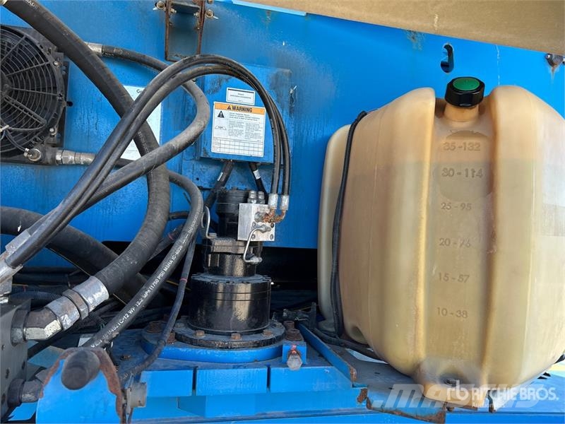 Genie 4WD Diesel Articulating Boom Lift رافعات سلة مفصلية