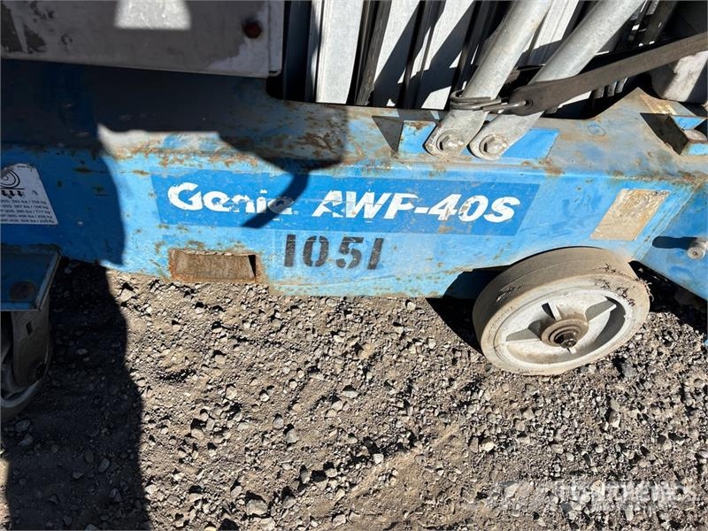 Genie AWP-40S Personhissar och andra hissar