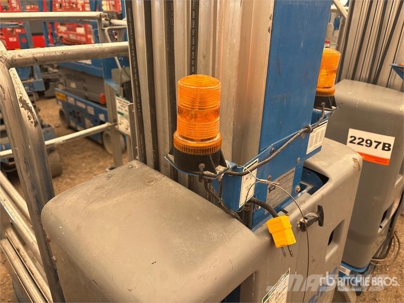 Genie GR-20 Vertical Mast Lift Vertical mast lifts