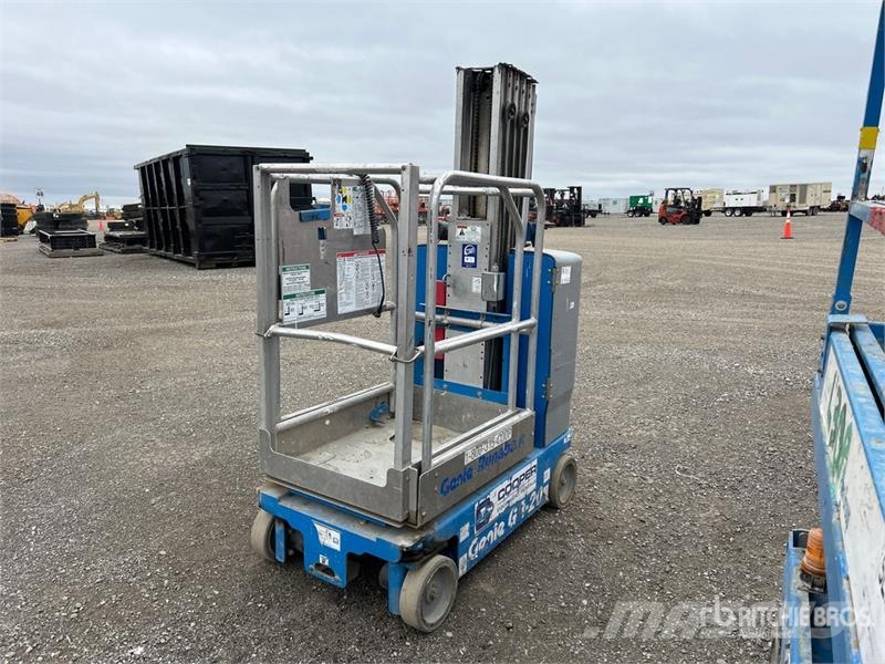 Genie GR-20 Vertical Mast Lift Vertical mast lifts