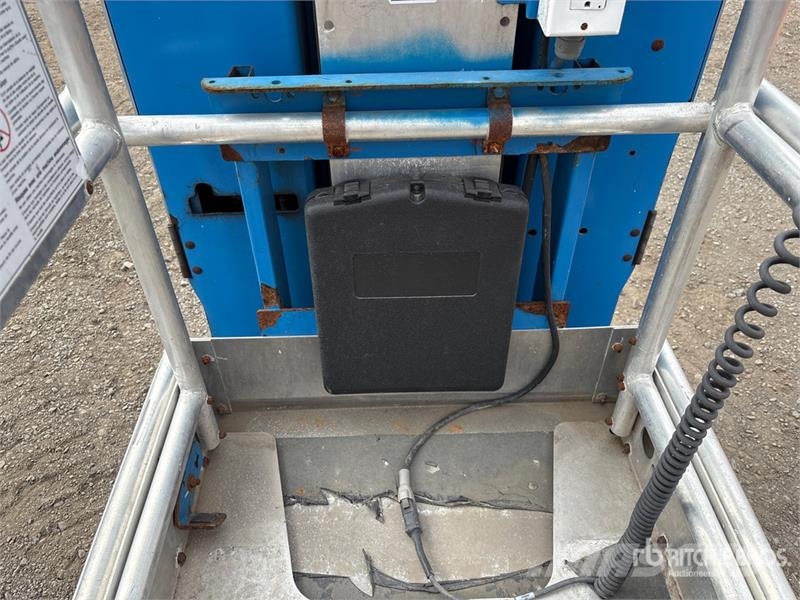 Genie GR-20 Vertical Mast Lift Jarbolne penjajuće platforme