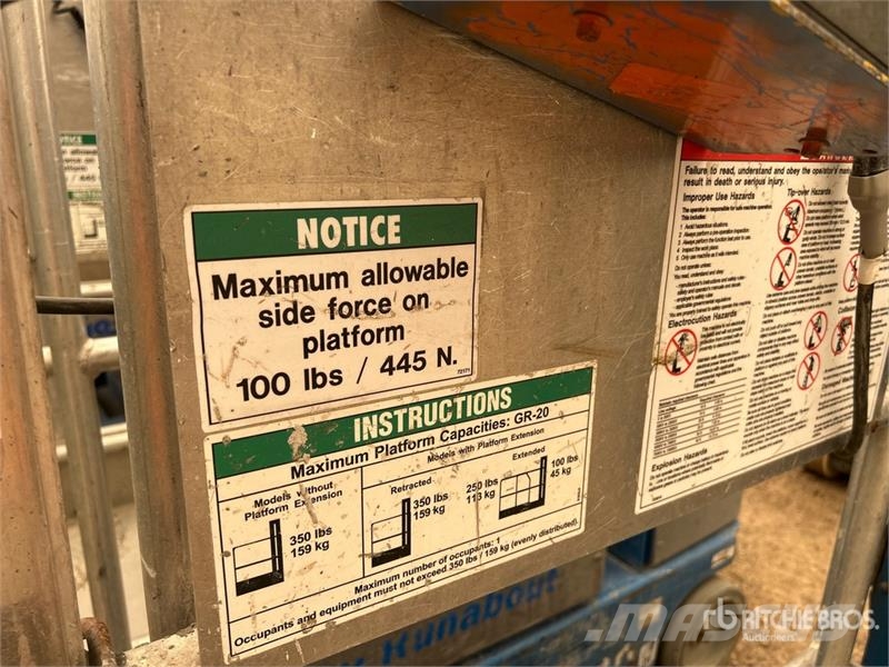 Genie GR-20 Vertical Mast Lift Vertical mast lifts