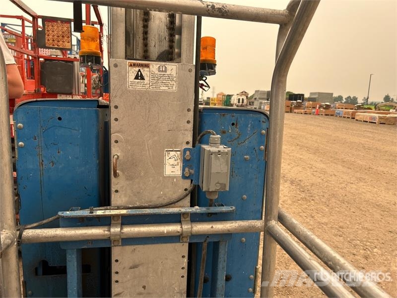 Genie GR-20 Vertical Mast Lift Vertical mast lifts