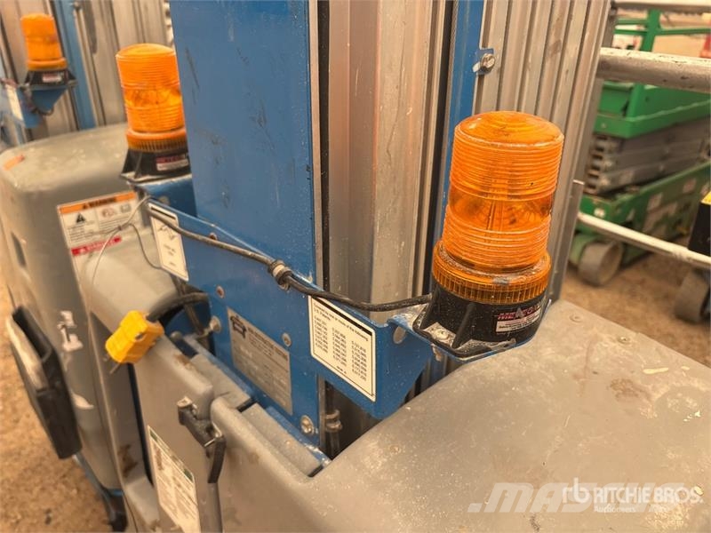 Genie GR-20 Vertical Mast Lift Vertical mast lifts