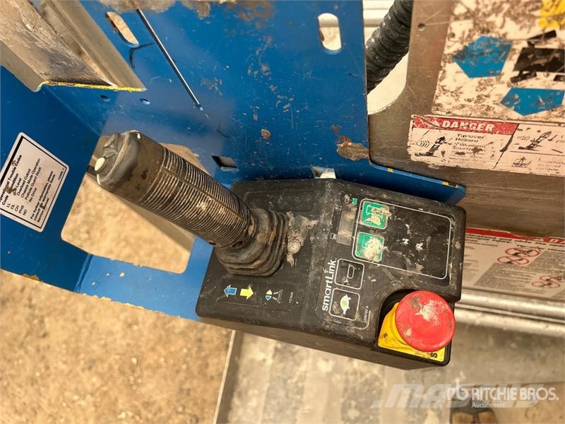 Genie GR-20 Vertical Mast Lift Vertical mast lifts