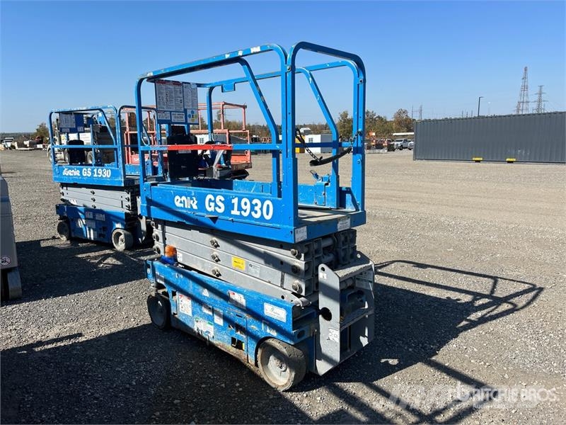 Genie GS-1930 Electric Scissor Lift Scissor lifts