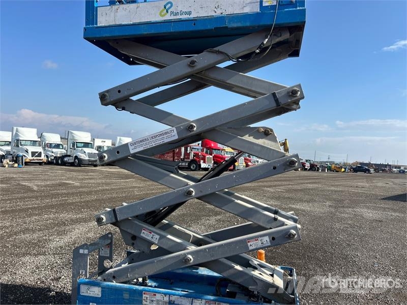 Genie GS-1930 Electric Scissor Lift رافعات مقصية الشكل