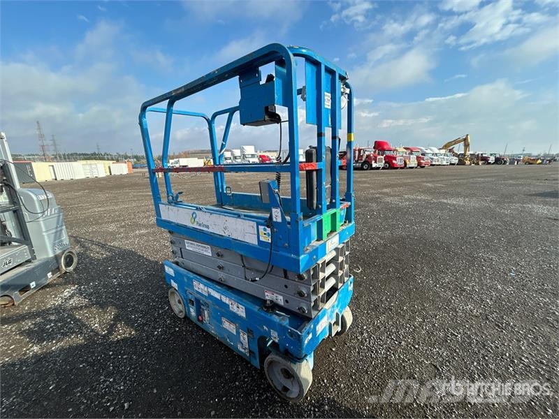 Genie GS-1930 Electric Scissor Lift رافعات مقصية الشكل