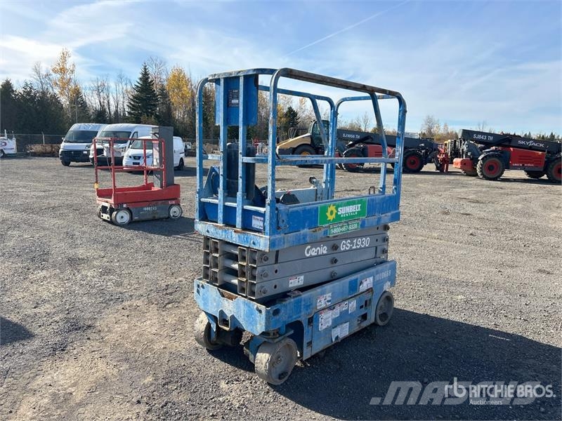 Genie GS-1930 Electric Scissor Lift رافعات مقصية الشكل