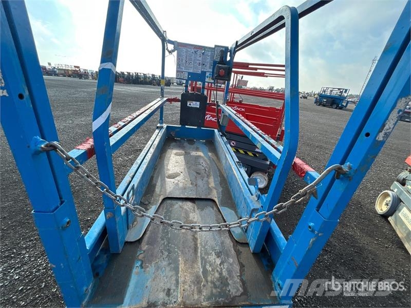 Genie GS-1930 Electric Scissor Lift رافعات مقصية الشكل