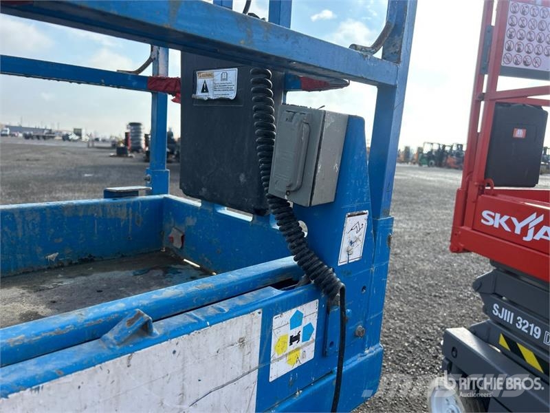 Genie GS-1930 Electric Scissor Lift رافعات مقصية الشكل