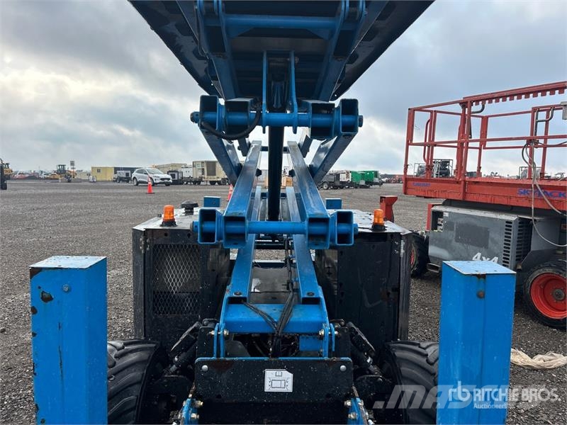 Genie GS-2669 RT Diesel Scissor Lift رافعات مقصية الشكل