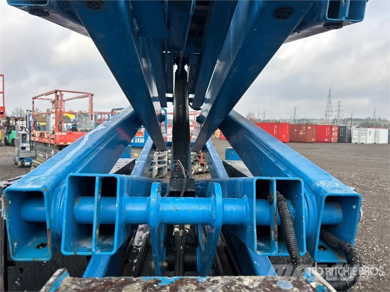 Genie GS-2669 RT Diesel Scissor Lift رافعات مقصية الشكل