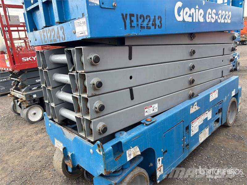 Genie GS-3232 Electric Scissor Lift Šķerveida pacēlāji