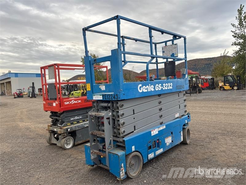 Genie GS-3232 Electric Scissor Lift Šķerveida pacēlāji