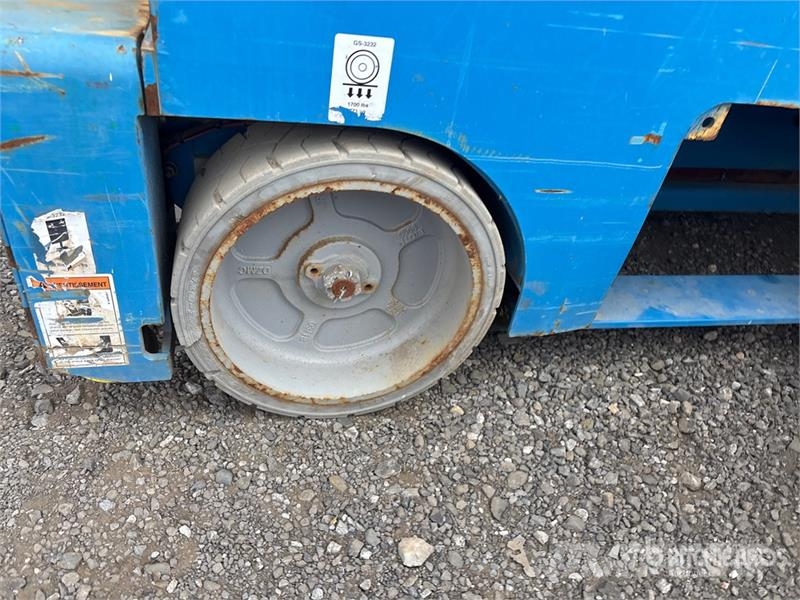 Genie GS-3232 Electric Scissor Lift Šķerveida pacēlāji