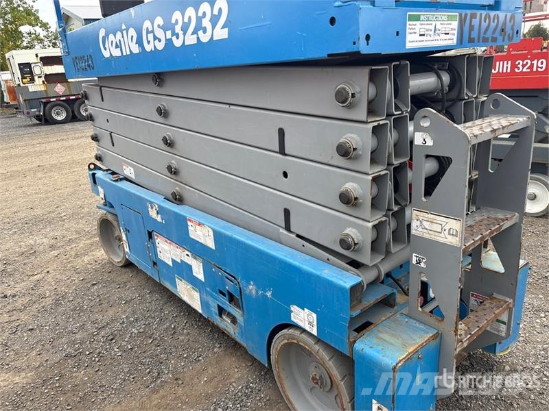 Genie GS-3232 Electric Scissor Lift Šķerveida pacēlāji