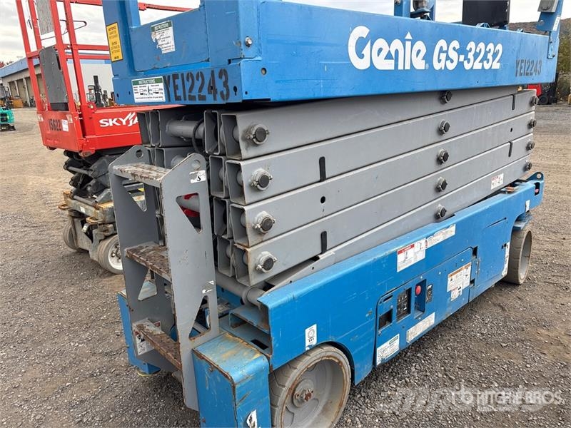 Genie GS-3232 Electric Scissor Lift Šķerveida pacēlāji