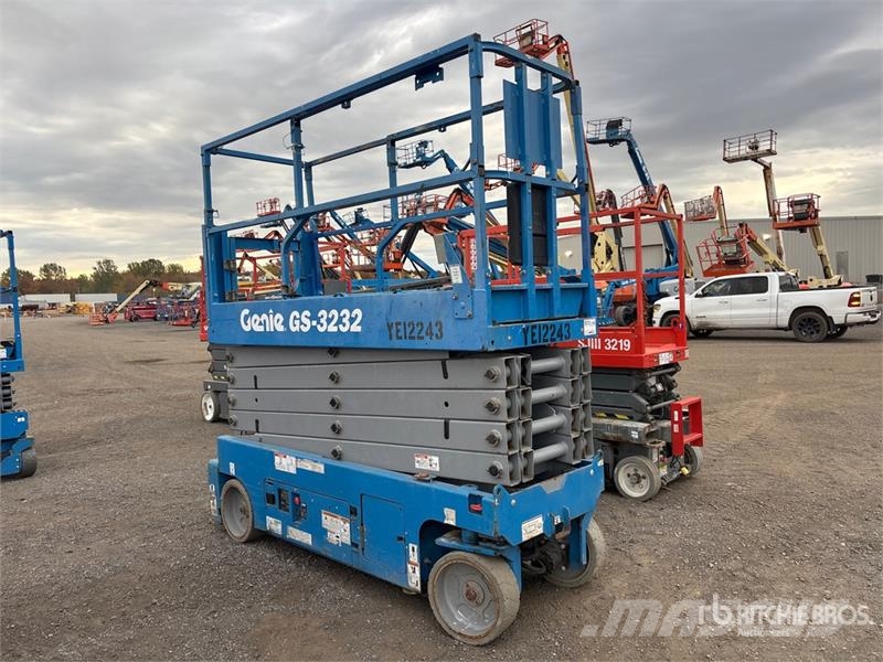 Genie GS-3232 Electric Scissor Lift Šķerveida pacēlāji