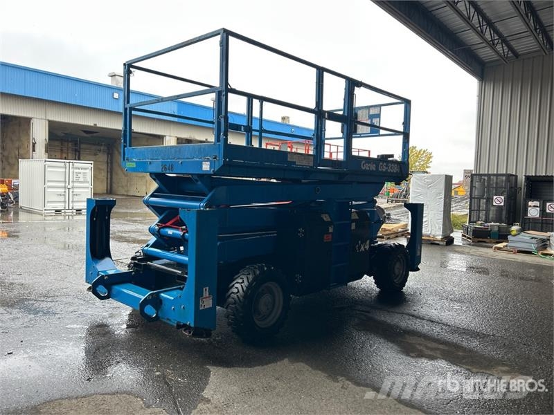 Genie GS-3384 4x4 Diesel Scissor Lift رافعات مقصية الشكل