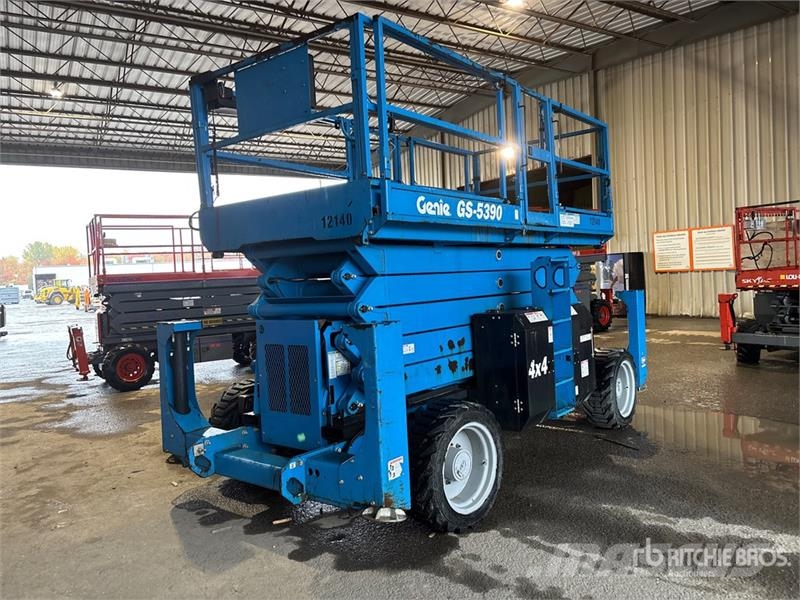 Genie GS-5390 4x4 Diesel Scissor Lift رافعات مقصية الشكل