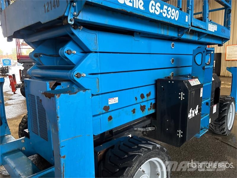 Genie GS-5390 4x4 Diesel Scissor Lift رافعات مقصية الشكل