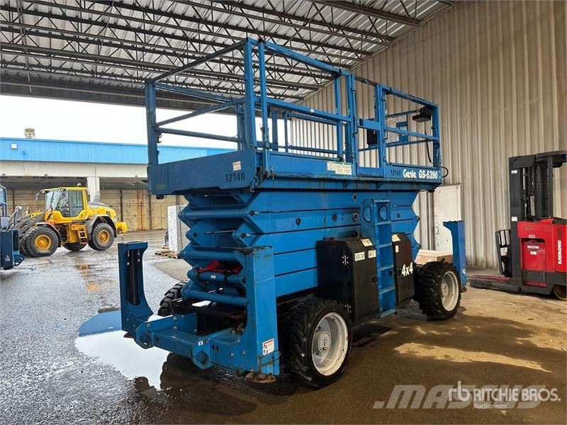 Genie GS-5390 4x4 Diesel Scissor Lift رافعات مقصية الشكل